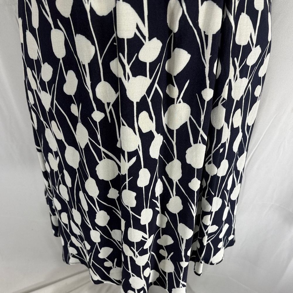 The Fold London  Navy and White Women's Midi Dress Size 6 - Picture 6 of 11